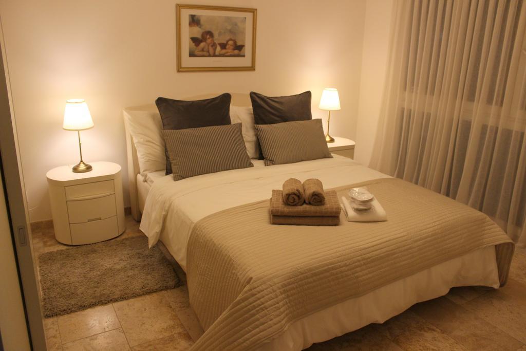 Montreux Lake View Apartments City Centre Экстерьер фото