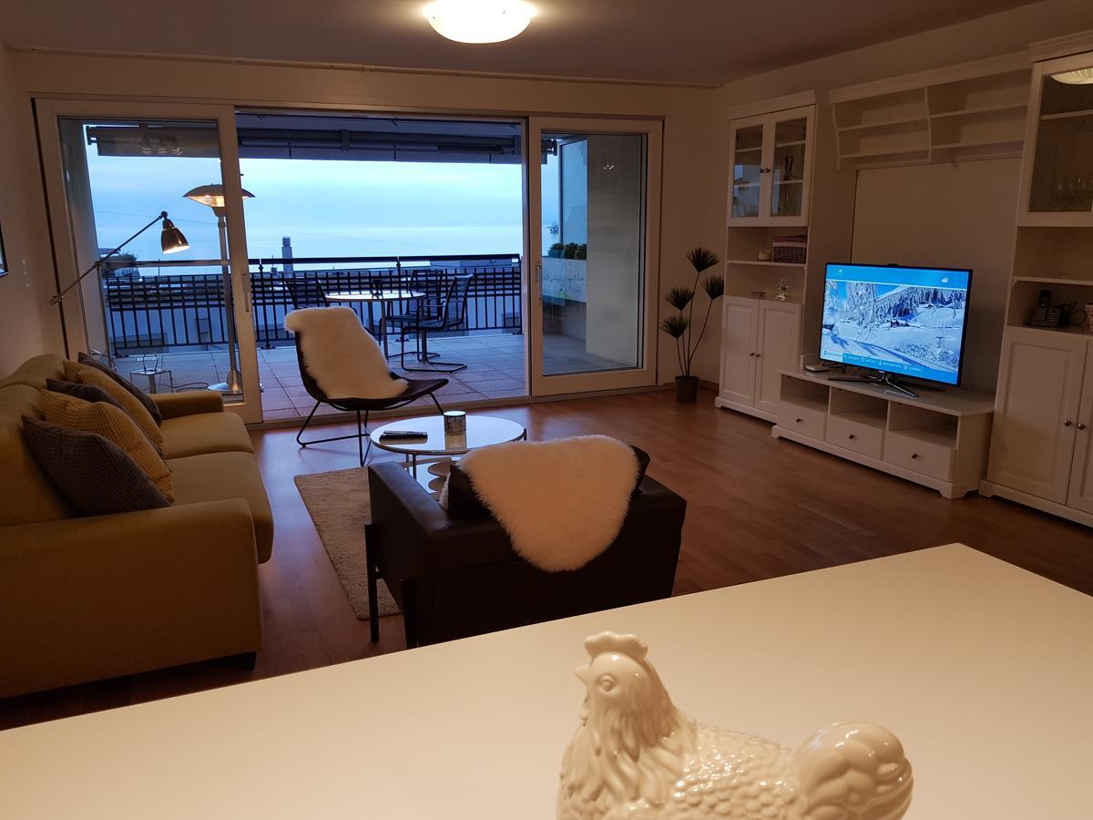 Montreux Lake View Apartments City Centre Экстерьер фото